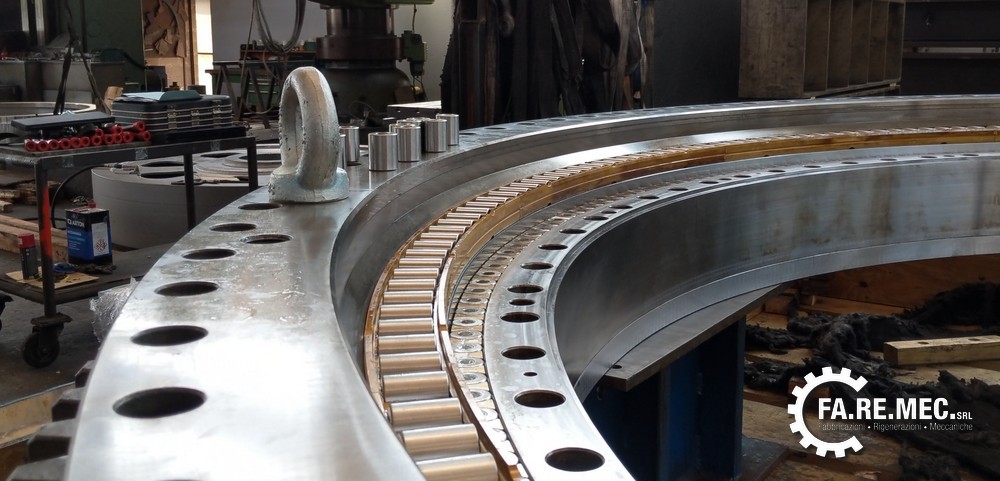 Remanufacture a Slewing ring bearings